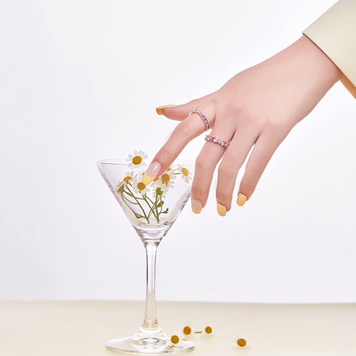 [Nova Jewelry]Energetic Elegant Radiant Cut Party Ring