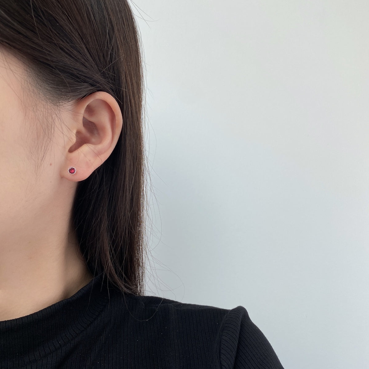 [Nova Jewelry]Sparkling Colorful Round Shape Earrings