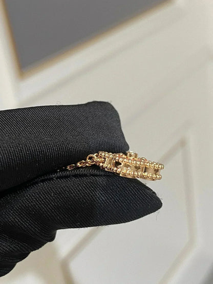 [BLUE TEARS]CLOVER 15MM DIAMOND RHODONITE NECKLACE