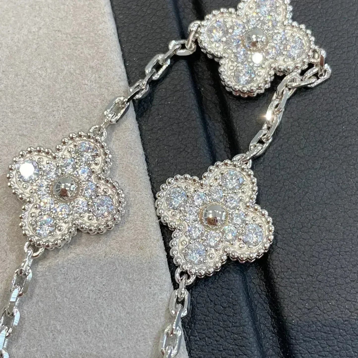 [BLUE TEARS]CLOVER 5 MOTIFS  DIAMOND BRACELET SILVER