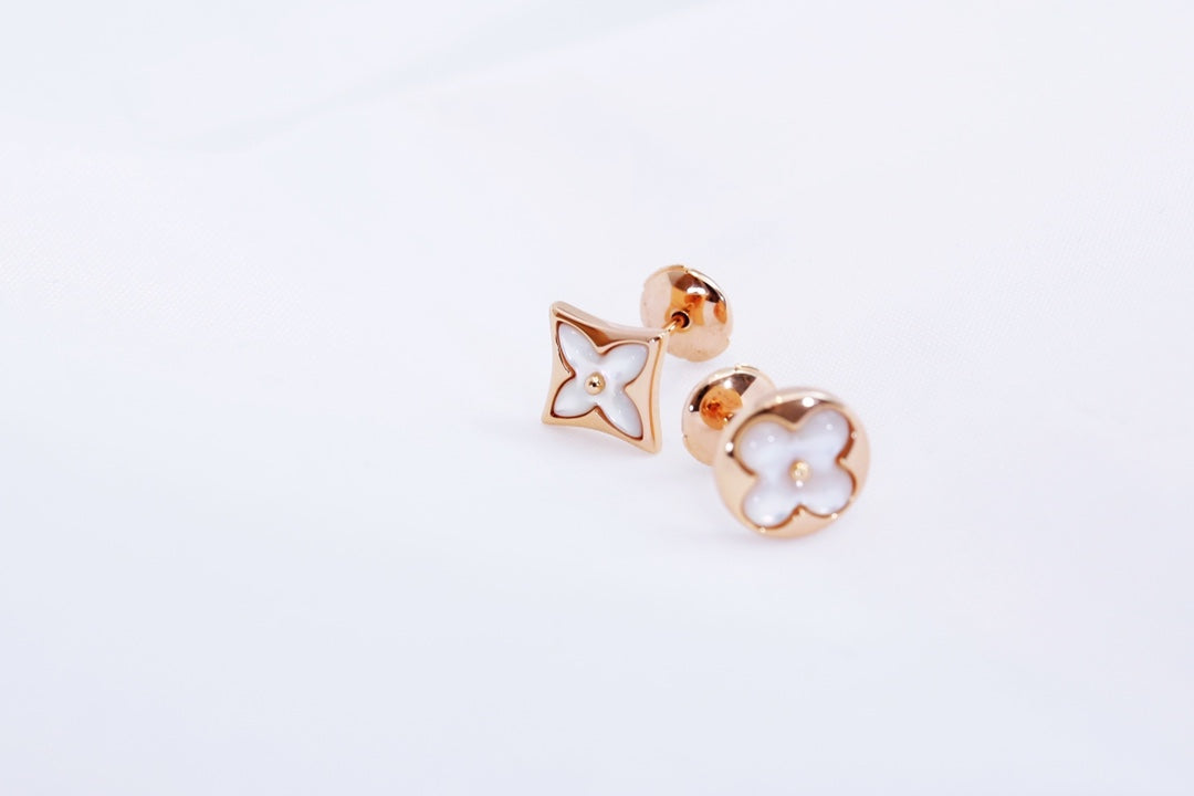 [BLUE TEARS]STAR AND SUN PINK GOLD MOP STUD EARRINGS