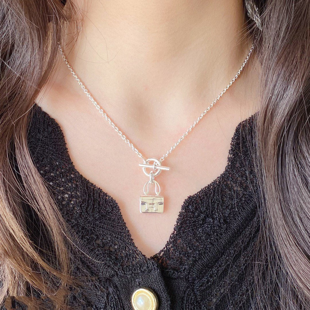 [BLUE TEARS]CONSTANCE PEDANT SILVER NECKLACE