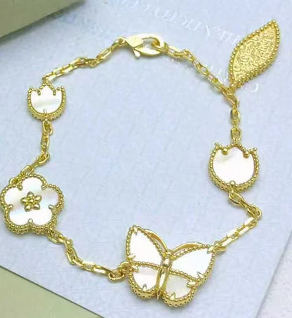 [BLUE TEARS]26 NEW CLOVER LUCKY LIGHT YELLOW AND WHITE SET