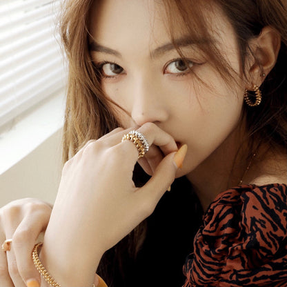 [BLUE TEARS]CLASH SMALL HOOP EARRINGS