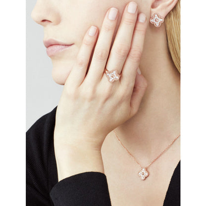 [BLUE TEARS]CLOVER 15MM DIAMOND SINGLE FLOWER NECKLACE