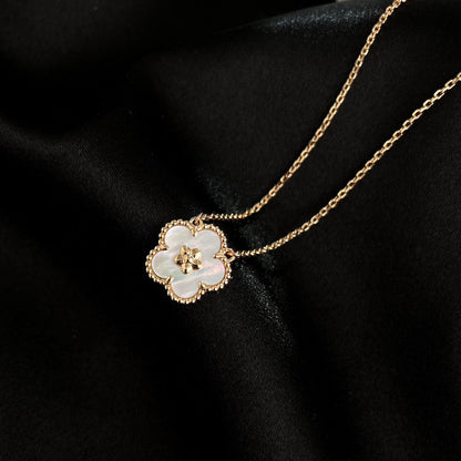 [BLUE TEARS]LUCKY  WHITE MOP  PLUM BLOSSOM NECKLACE