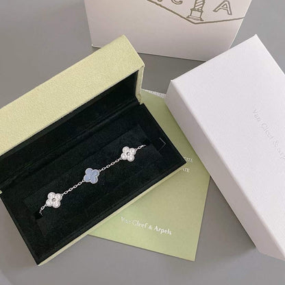 [BLUE TEARS]CLOVER  5 MOTIF DIAMOND PURPLE CHALCEDONY BRACELET SILVER