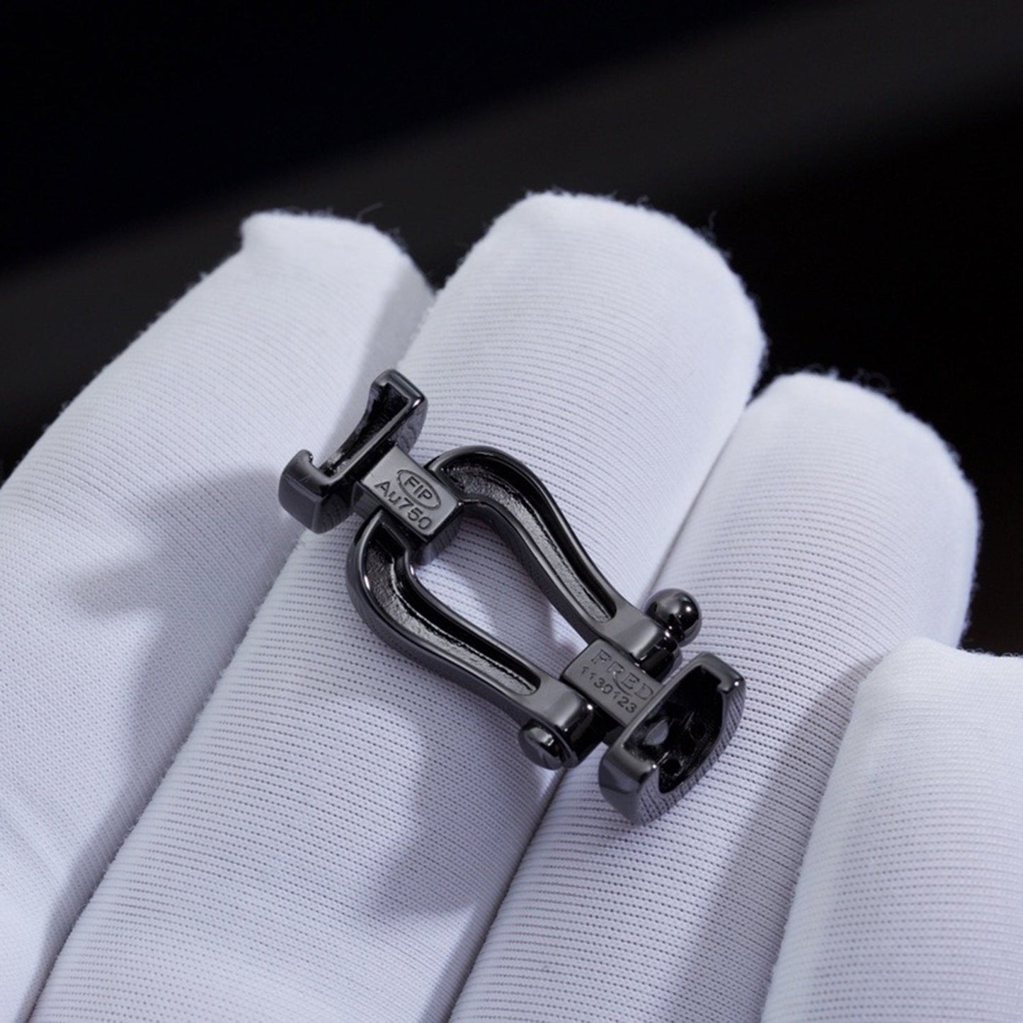 [BLUE TEARS]FORCE LARGE SERIES HORSESHOE BLACK SAMURAI BRACELET