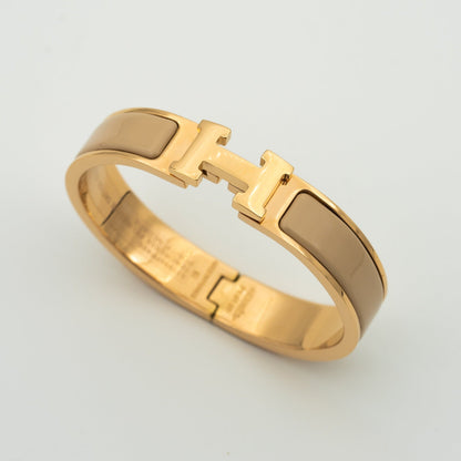 [BLUE TEARS]H GREY BRACELET