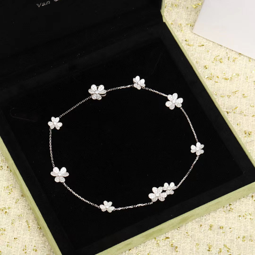 [BLUE TEARS]FRIVOLE SILVER 9 FLOWERS NECKLACE