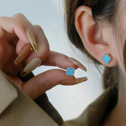 [BLUE TEARS Jewelry]CLOVER MINI 9.5MM ONYX STUD EARRINGS SILVER