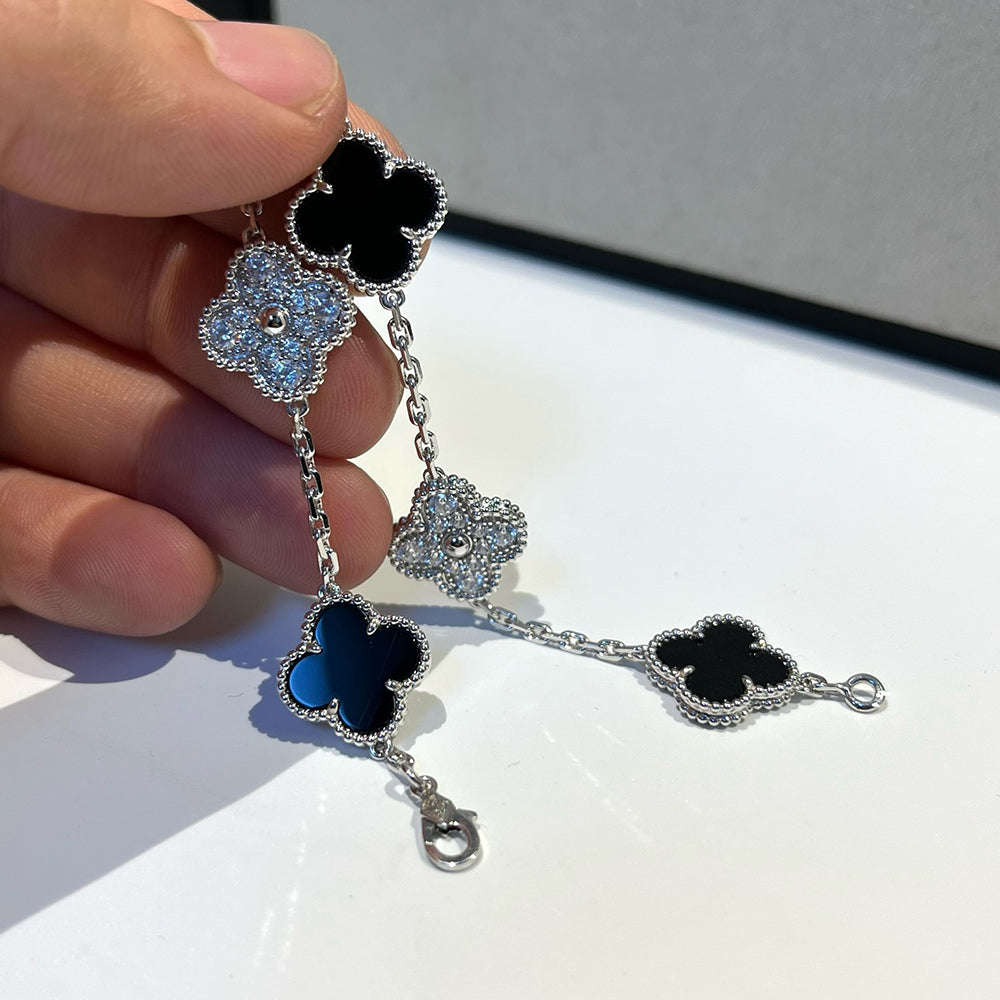 [BLUE TEARS] CLOVER 5 MOTIF ONYXS BRACELET COLLECTION