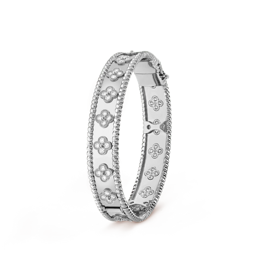 [BLUE TEARS]CLOVER BRACELET 8MM DIAMONDS